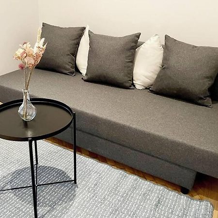 City-Center-Apartment Hip Area, Big & New Wenen Buitenkant foto