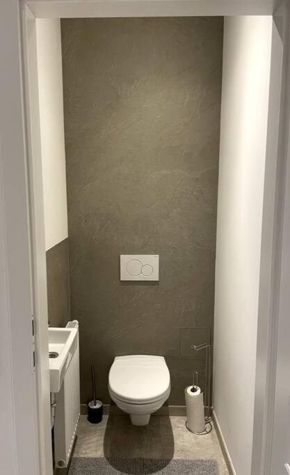 City-Center-Apartment Hip Area, Big & New Wenen Buitenkant foto
