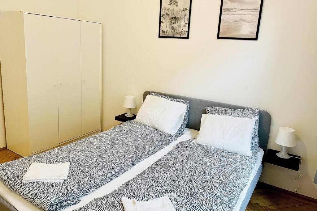 City-Center-Apartment Hip Area, Big & New Wenen Buitenkant foto